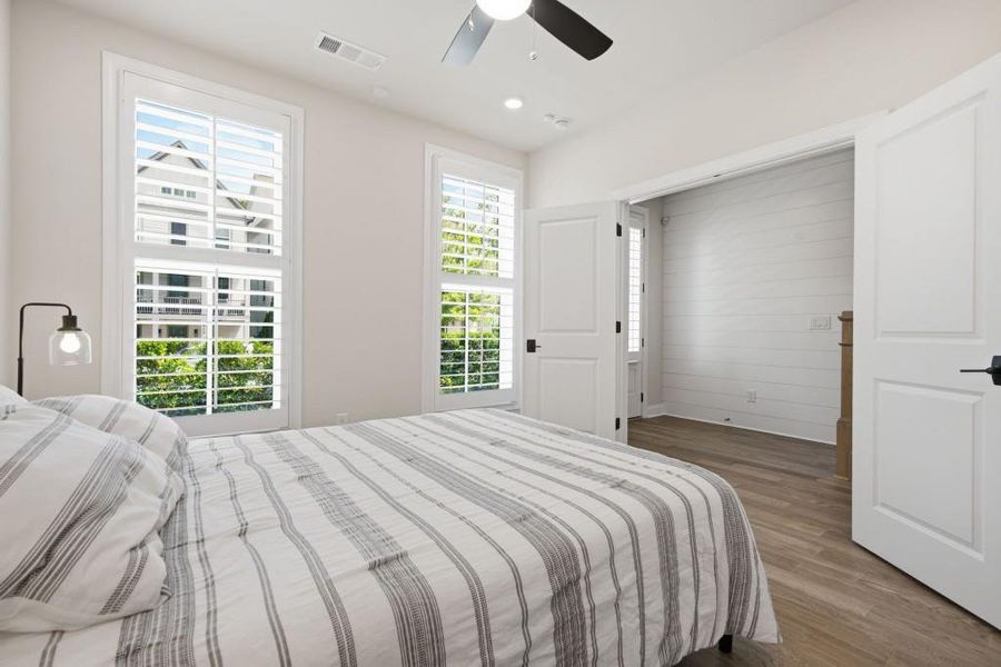 Furnished interior view inside a new home in , Alpharetta (Image 9).