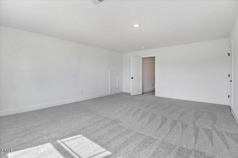 Spacious, unfurnished interior of a new home in Falls of the Cape, Lillington (Image 26). Spacious, unfurnished interior of a new home in Falls of the Cape, Lillington (Image 26).