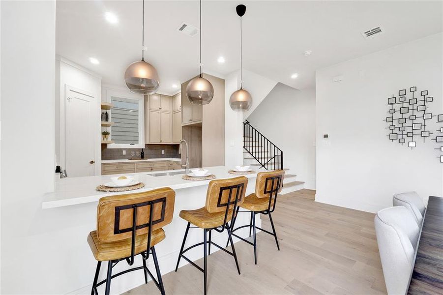 Kitchen and breakfast area.