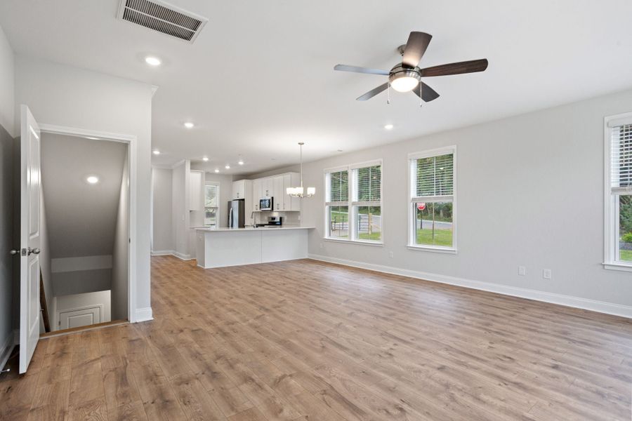 412 Encampment Blvd, Simpsonville, SC.  - Slide 12