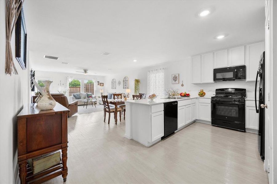 Furnished interior view inside a new home in Eastland, Crandall (Image 10).