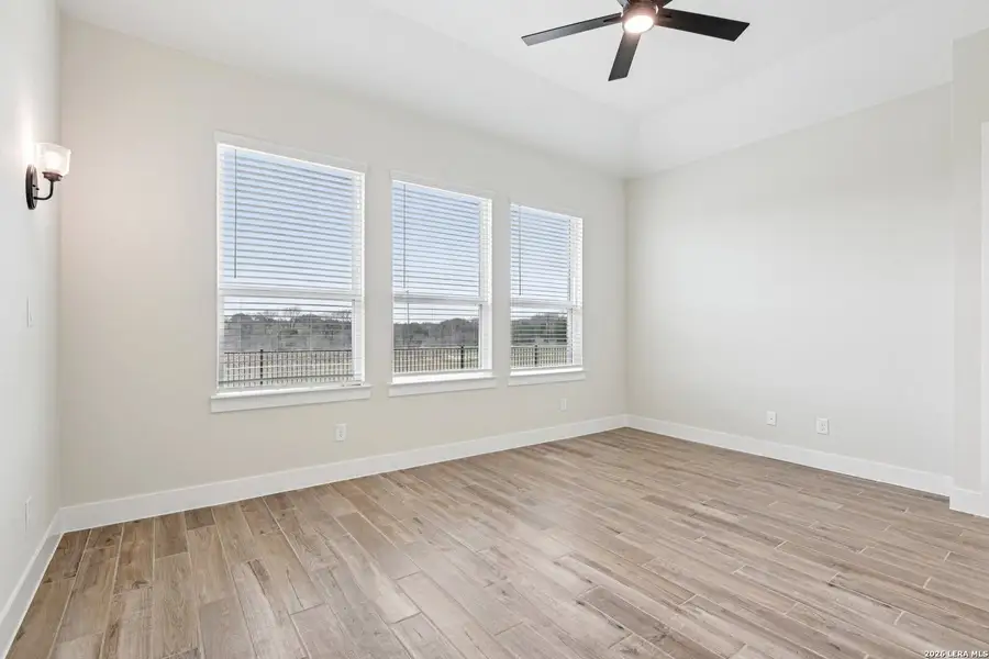 Spacious, unfurnished interior of a new home in Village at Three Oaks, Seguin (Image 25). Spacious, unfurnished interior of a new home in Village at Three Oaks, Seguin (Image 25).