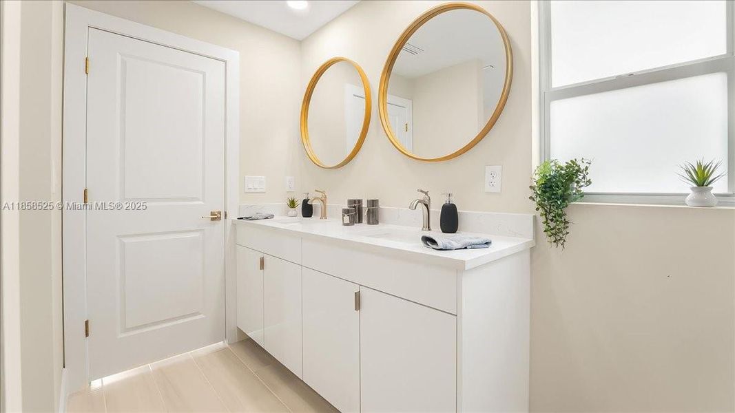 Furnished interior view inside a new home in , Lehigh Acres (Image 3).