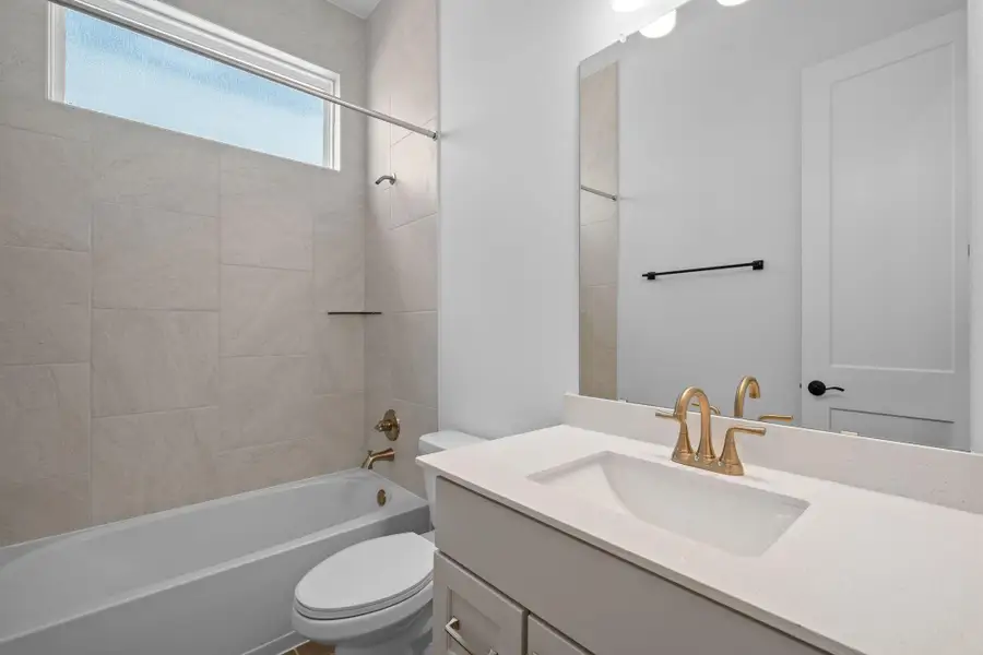 Furnished interior view inside a new home in Jubilee, Hockley (Image 8).