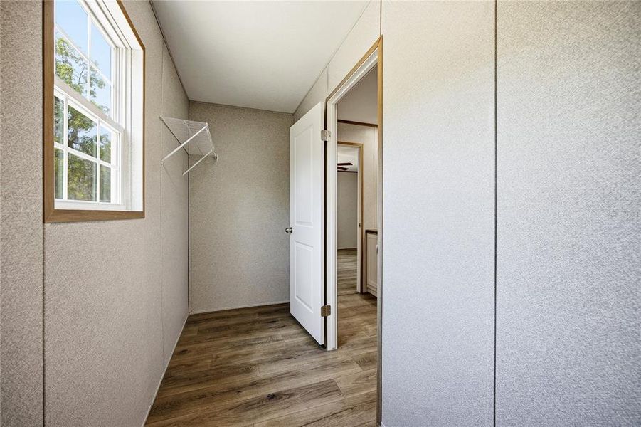 Spacious, unfurnished interior of a new home in , Interlachen (Image 34).