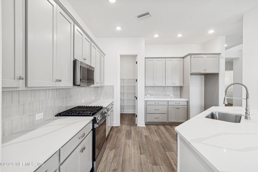 Furnished interior view inside a new home in Crosswinds 40’, Ponte Vedra (Image 13). Furnished interior view inside a new home in Crosswinds 40’, Ponte Vedra (Image 13).