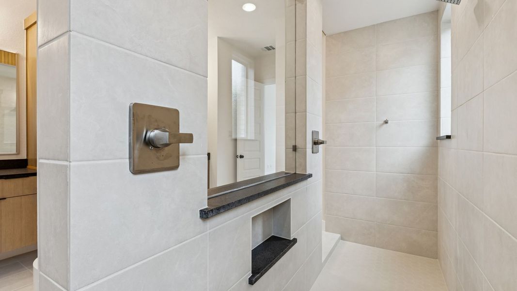 Representative interior finishes for a home built from the Reese II by Southgate Homes in The Reserve at Watters, Allen (Image 8).
