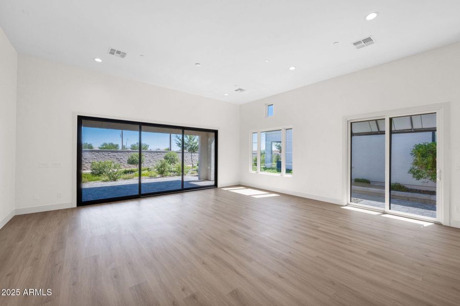 41-web-or-mls-DSC_5270 41-web-or-mls-DSC_5270