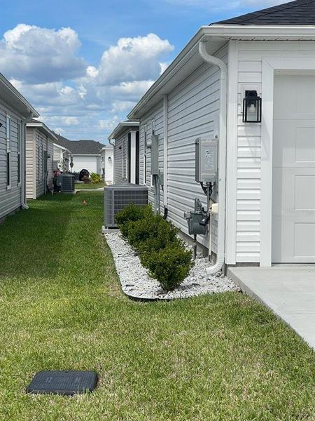 Exterior details and patio area of a home in , The Villages (Image 4).