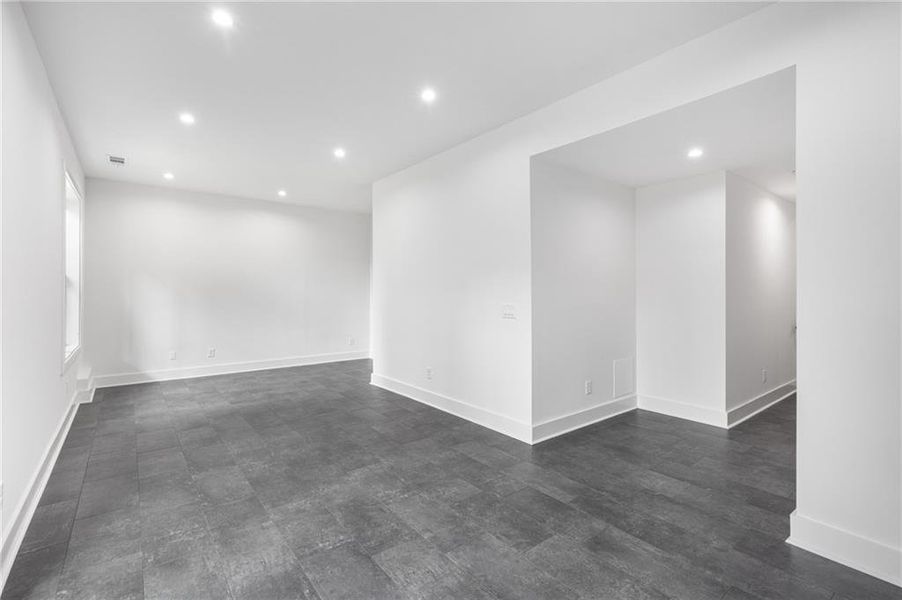 Image 44 of a home in .