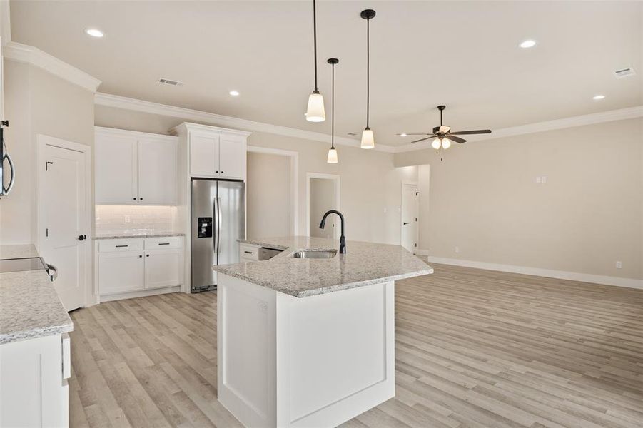 Furnished interior view inside a new home in , Mabank (Image 10).