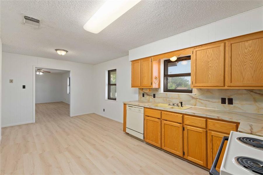 Furnished interior view inside a new home in , Brownwood (Image 8).