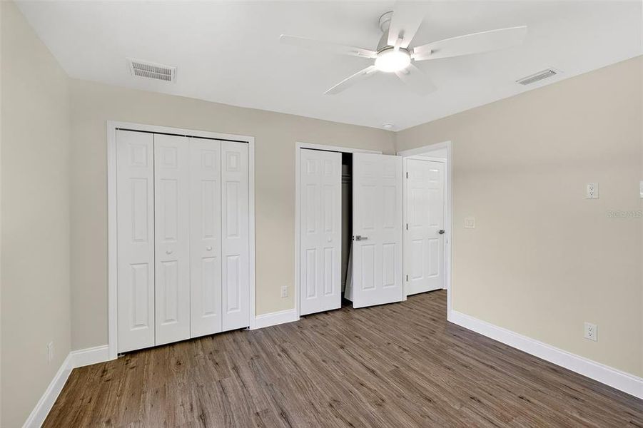 Spacious, unfurnished interior of a new home in , Port Charlotte (Image 15).