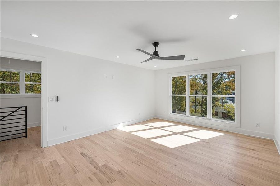 Spacious, unfurnished interior of a new home in , Smyrna (Image 21).