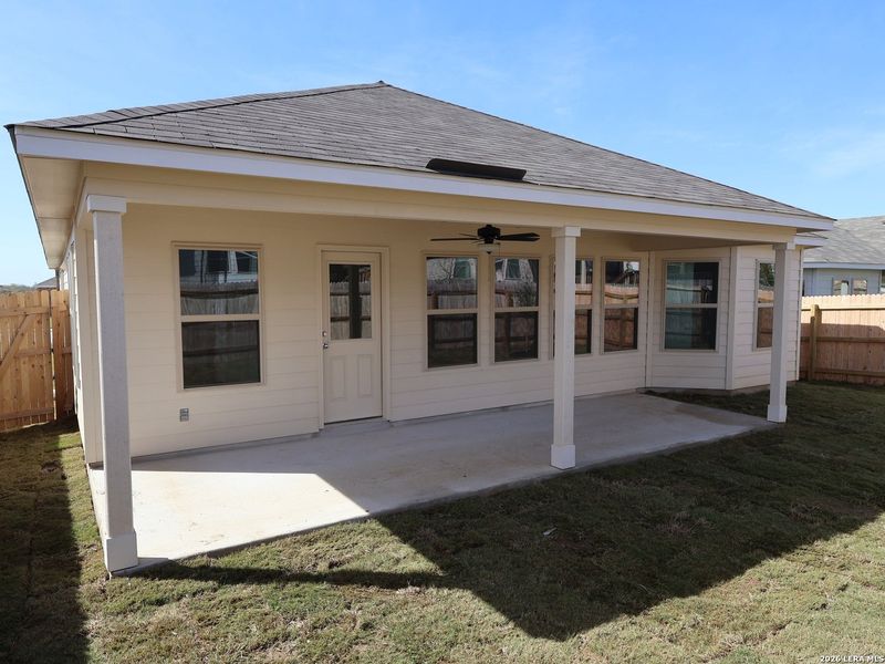 Exterior details and patio area of a home in Greenspoint Heights, Seguin (Image 21).