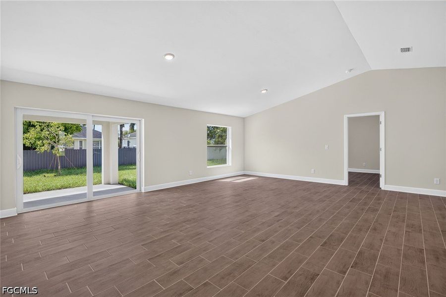 Spacious, unfurnished interior of a new home in Cape Coral, Cape Coral (Image 16). Spacious, unfurnished interior of a new home in Cape Coral, Cape Coral (Image 16).