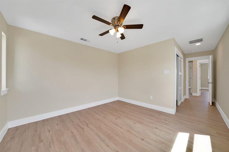 Spacious, unfurnished interior of a new home in , The Colony (Image 33).