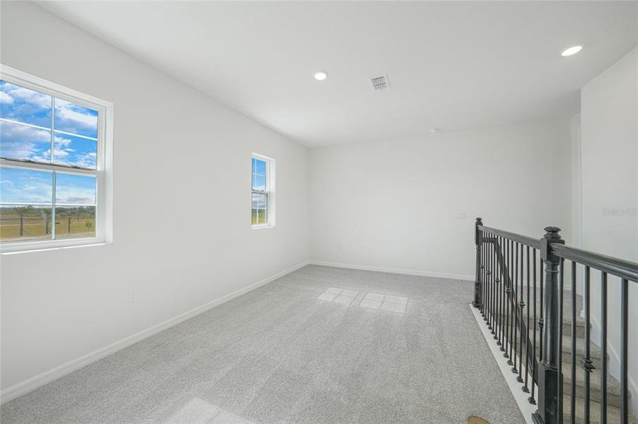 Spacious, unfurnished interior of a new home in Turnleaf, Punta Gorda (Image 20). Spacious, unfurnished interior of a new home in Turnleaf, Punta Gorda (Image 20).