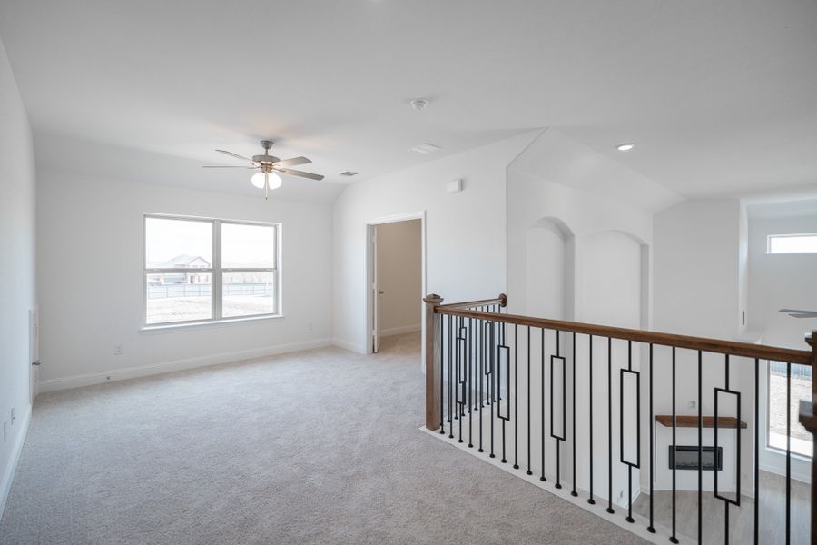 Spacious, unfurnished interior of a new home in Goodland, Midlothian (Image 24).