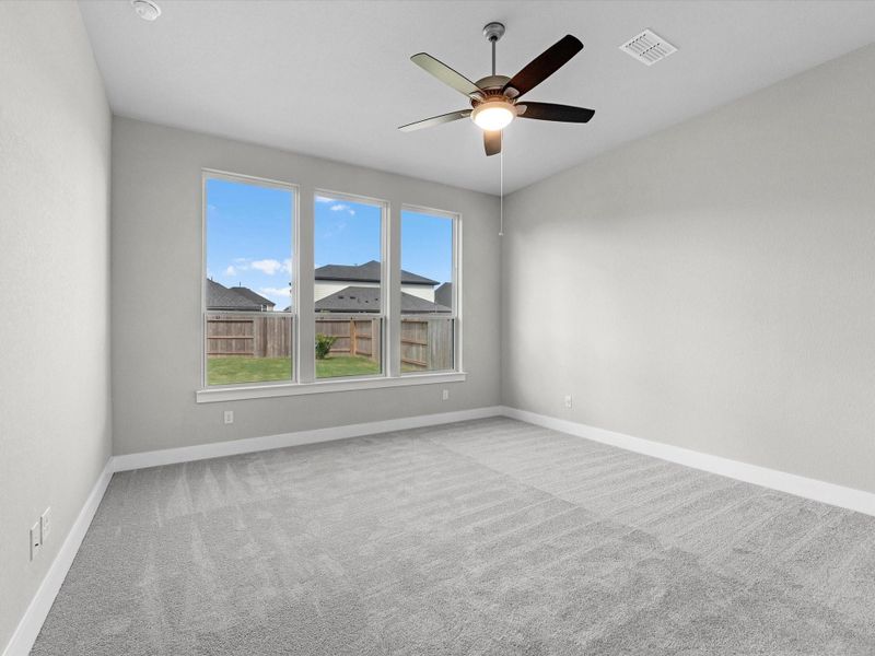 Spacious, unfurnished interior of a new home in Trillium, Richmond (Image 16).