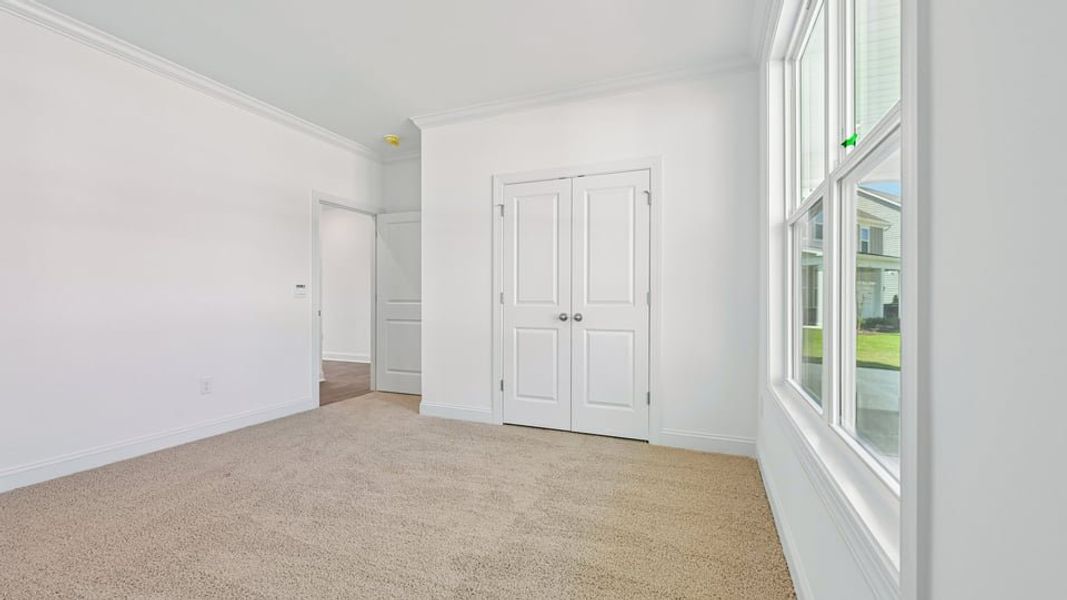 Spacious, unfurnished interior of a new home in Eagle Creek, Fuquay Varina (Image 22).