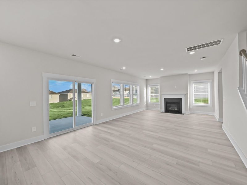Spacious, unfurnished interior of a new home in Cedar Shoals - Signature Collection, Piedmont (Image 12).