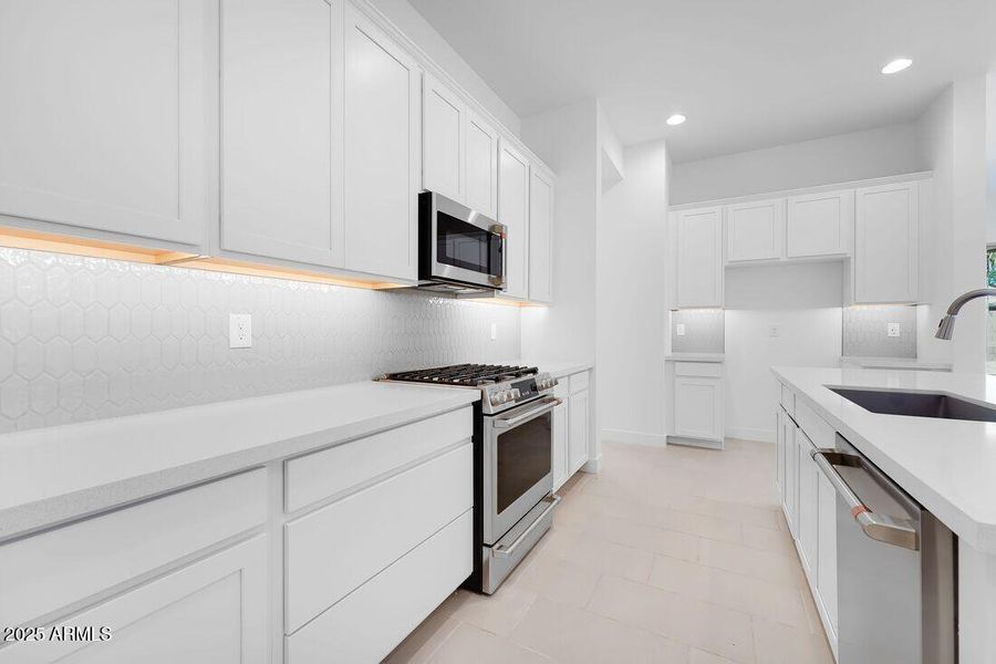 4068 E BRITTLEBUSH Lane - Ready Now! 4068 E BRITTLEBUSH Lane - Ready Now!