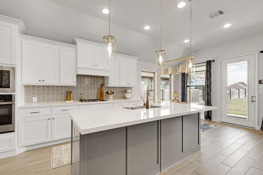 Furnished interior view inside a new home in Meridiana 55', Manvel (Image 30). Furnished interior view inside a new home in Meridiana 55', Manvel (Image 30).