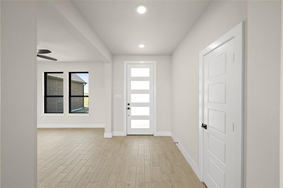 2850 FM No 878- Entry-1