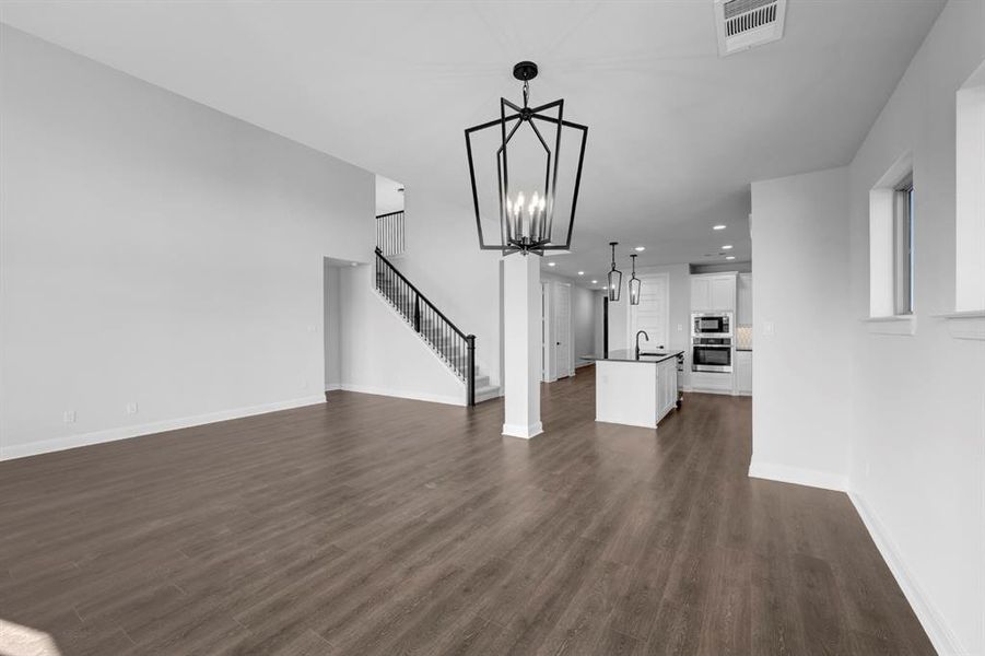 Spacious, unfurnished interior of a new home in Treeline, Justin (Image 31).