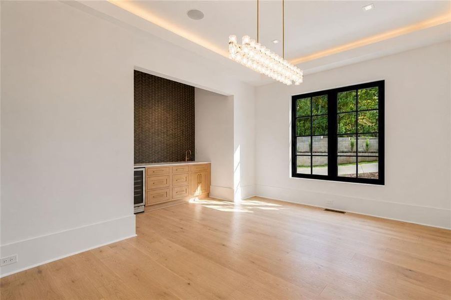 Spacious, unfurnished interior of a new home in , Alpharetta (Image 102). Spacious, unfurnished interior of a new home in , Alpharetta (Image 102).