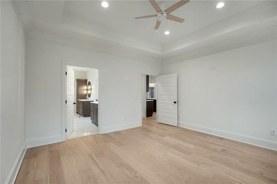Spacious, unfurnished interior of a new home in , Calhoun (Image 15).