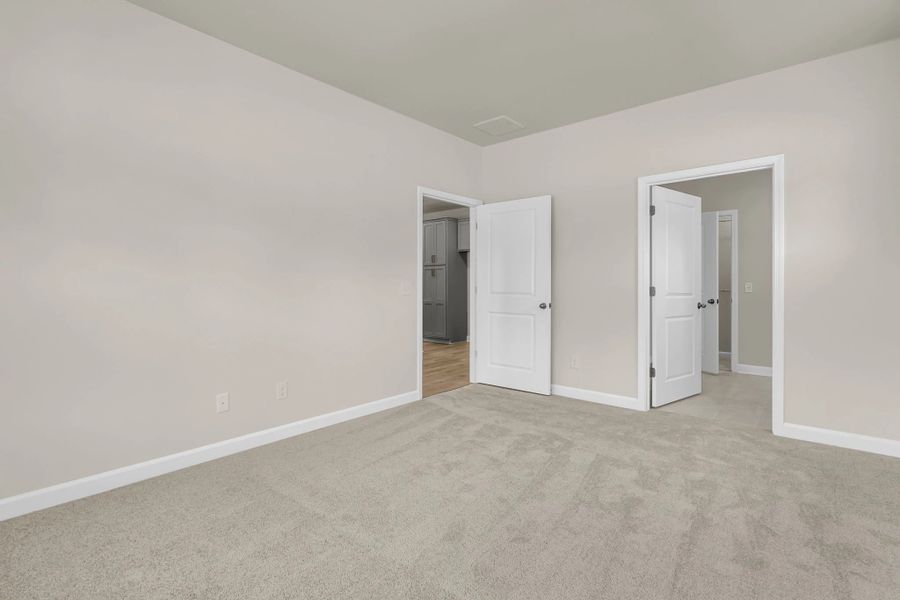 Similar Palmetto floorplan with Serene Collection. Features and finishes vary.