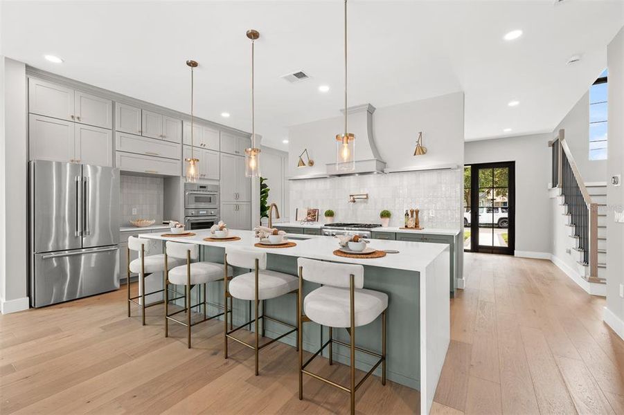 Furnished interior view inside a new home in , Orlando (Image 14).