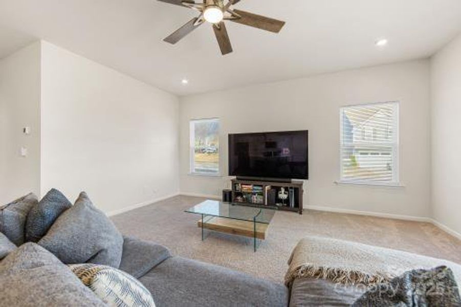 Furnished interior view inside a new home in Wilora Pond, Charlotte (Image 26). Furnished interior view inside a new home in Wilora Pond, Charlotte (Image 26).