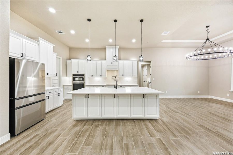 Furnished interior view inside a new home in , La Vernia (Image 8).