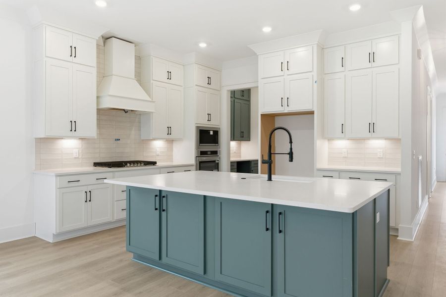 6br New Home in Thompson's Station, TN.  - Slide 12