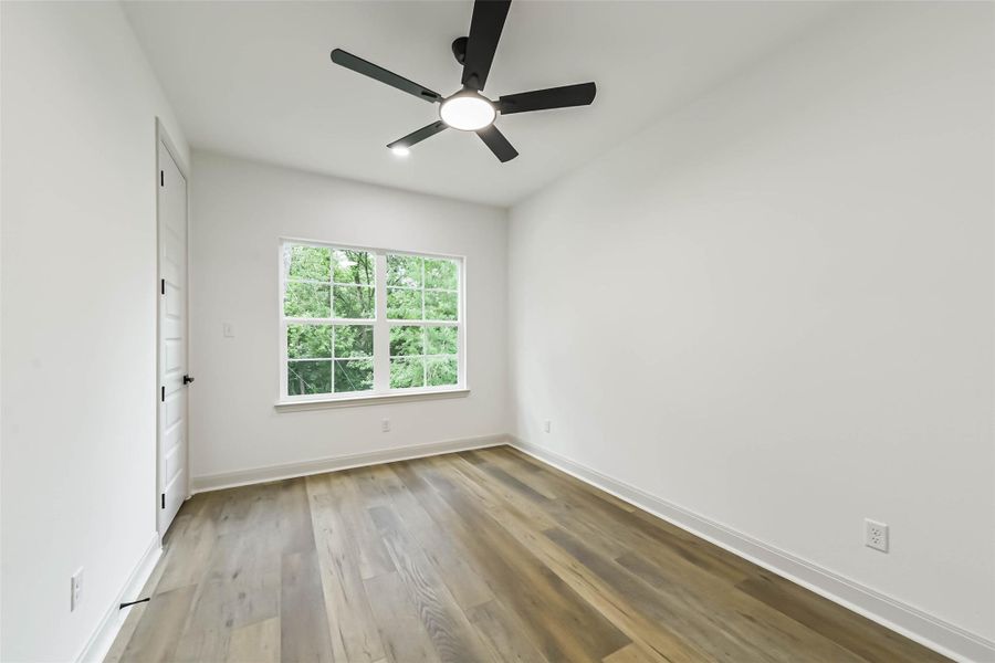 Spacious, unfurnished interior of a new home in , Tomball (Image 36). Spacious, unfurnished interior of a new home in , Tomball (Image 36).