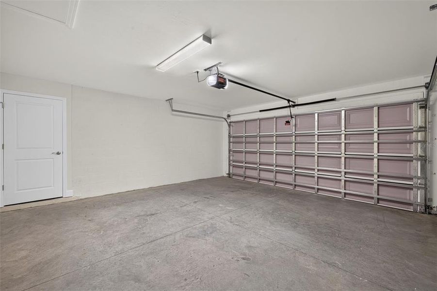 Spacious, unfurnished interior of a new home in , Port Charlotte (Image 12). Spacious, unfurnished interior of a new home in , Port Charlotte (Image 12).