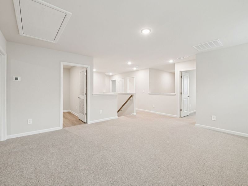 Spacious, unfurnished interior of a new home in Oak Manor - Signature Series, Garner (Image 14).