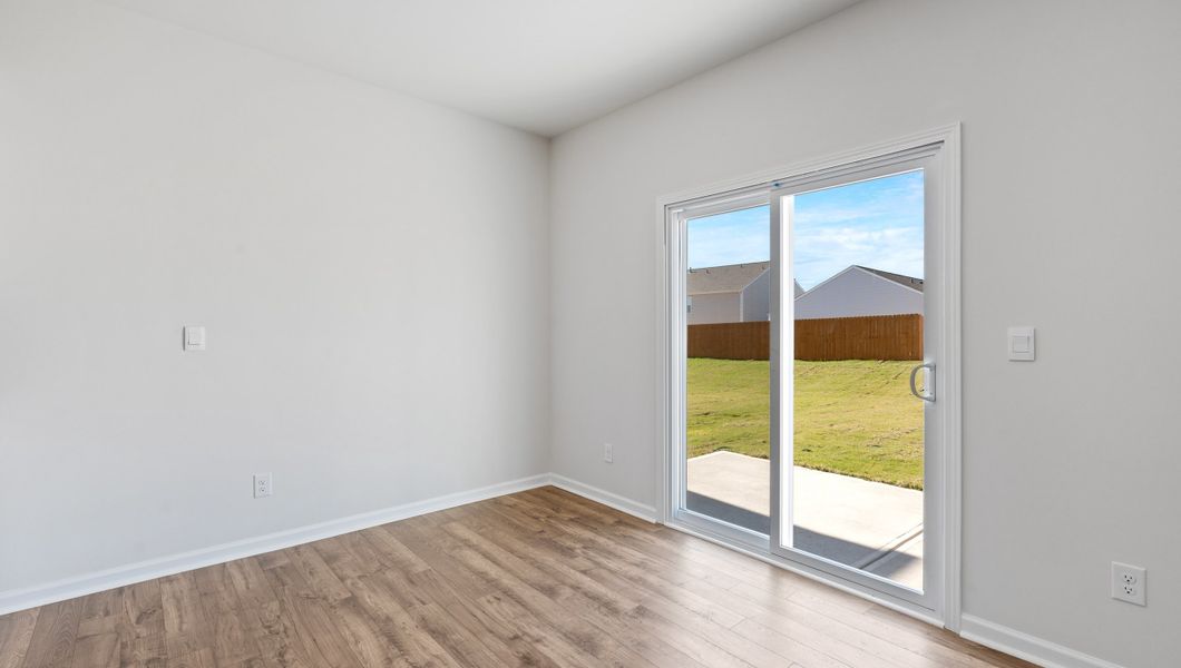 Spacious, unfurnished interior of a new home in Durbin Meadows Traditions, Fountain Inn (Image 22).