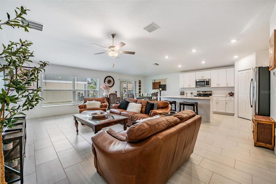 Furnished interior view inside a new home in Mirada: The Estates II, San Antonio (Image 25).
