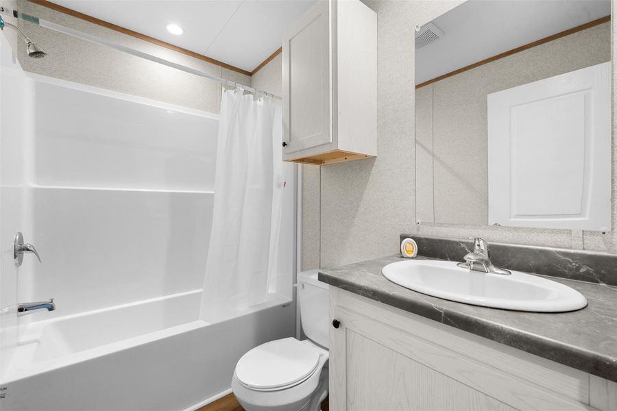 Furnished interior view inside a new home in , Navasota (Image 5).