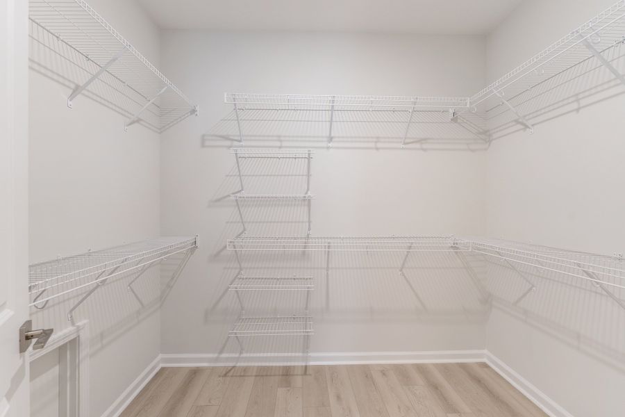 Spacious, unfurnished interior of a new home in Landing at Pine Lake, Anderson (Image 19).