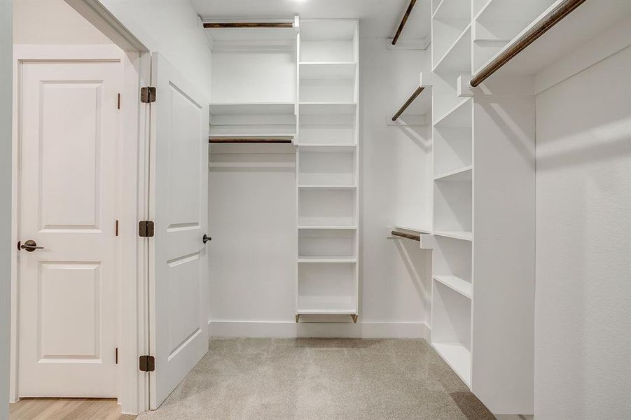 Image 37 of a home in .