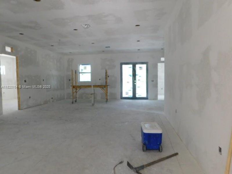 Spacious, unfurnished interior of a new home in , Clewiston (Image 25).