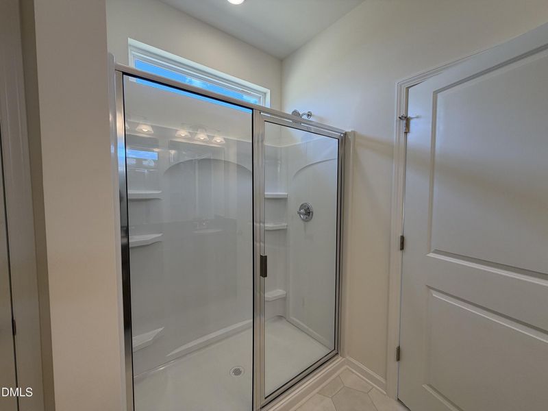 Walk-in-shower Walk-in-shower