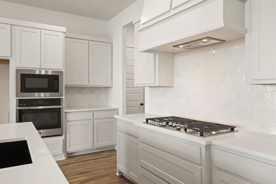 Furnished interior view inside a new home in Settlers Glen, New Fairview (Image 17).