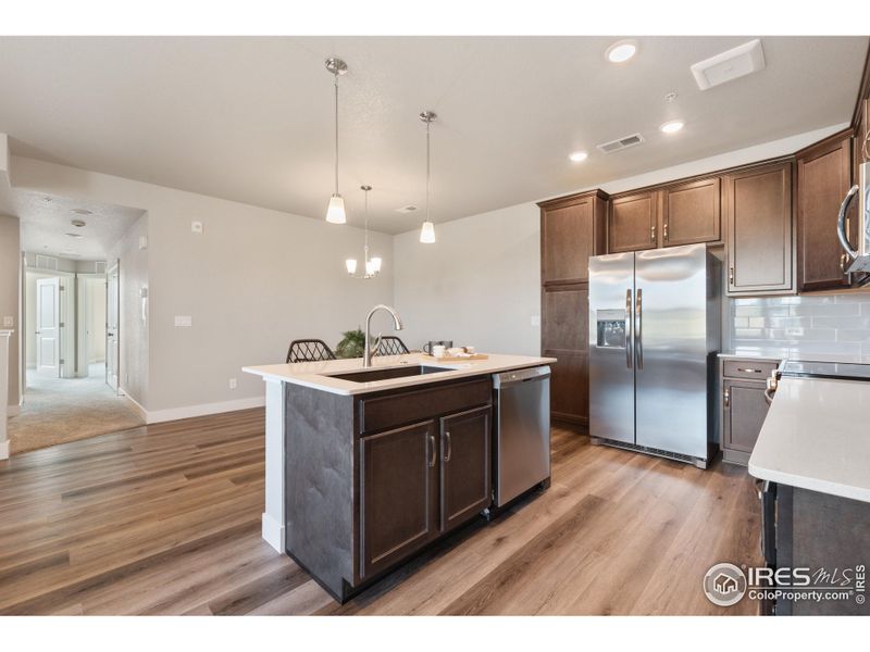 Gorgeous kitchen island for an eat in kitchen Gorgeous kitchen island for an eat in kitchen