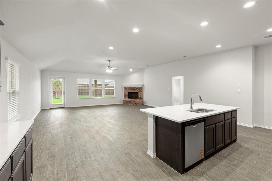 11. 3257 Mercer - Kitchen (4) 11. 3257 Mercer - Kitchen (4)